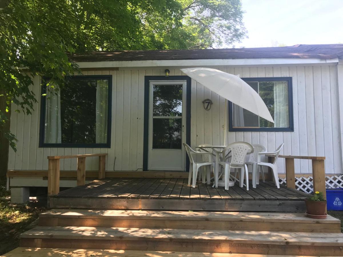 Beachside On Lake Muskoka Port Carling Exterior photo